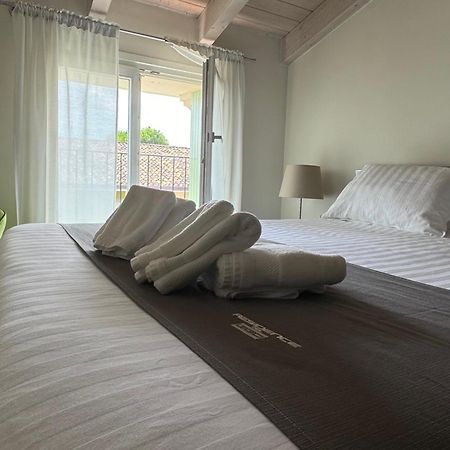 Residence Del Lago เดเซนซาโนเดลการ์ดา ภายนอก รูปภาพ