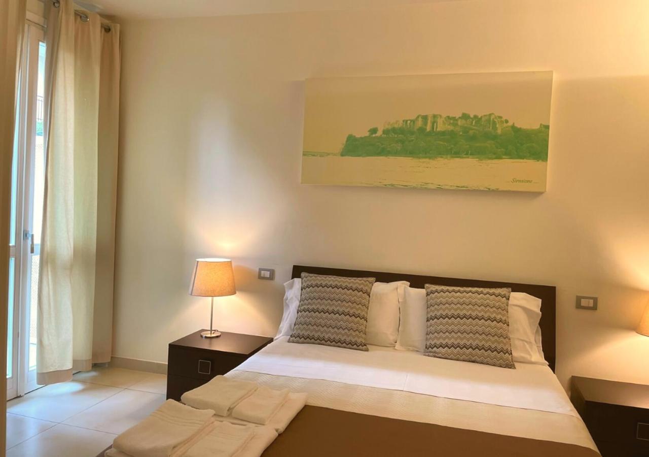 Residence Del Lago เดเซนซาโนเดลการ์ดา ภายนอก รูปภาพ
